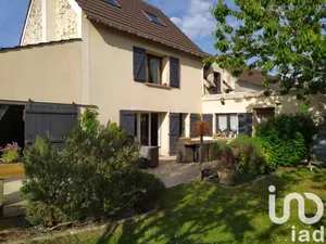 Maison de village à Pierre-Levée (77580)