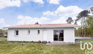 Maison traditionnelle à Lugos (33830)