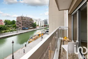 Apartment at Paris (75019)