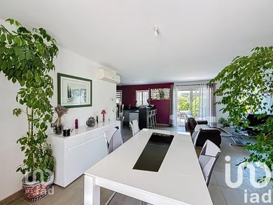 Traditional house at Saint-Seurin-sur-l'Isle (33660)