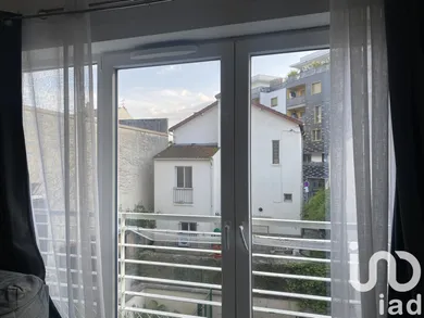 Apartment in Asnières-sur-Seine (92600)