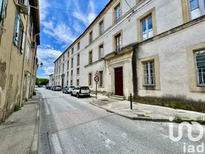 Apartment at Roquemaure (30150)