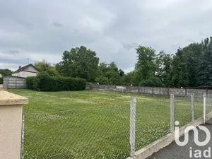 Terrain à bâtir à Molinet (03510)