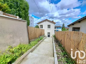 House at Noisy-le-Sec (93130)