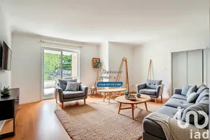 Apartment in Noiseau (94880)