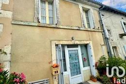 Maison à Bors-de-Montmoreau (16190)