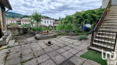Apartment in Saint-Étienne (42100)
