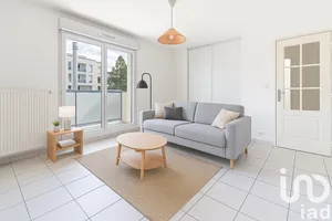 Apartment at Saint-Priest (69800)