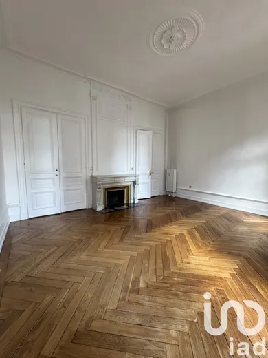 Apartment in Saint-Étienne (42000)