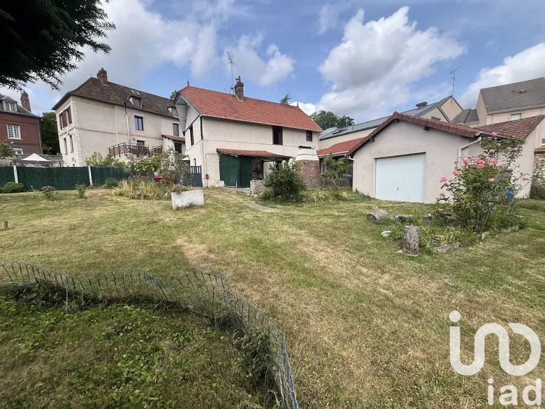 Maison 6 pièces 116 m² · à Saint-Pierre-du-Vauvray · 116 m² · 160 000 €