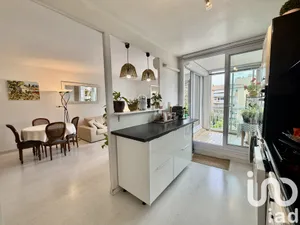 Apartment at Aix-en-Provence (13090)