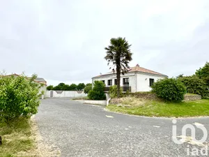 Maison de campagne à La Bruffière (85530)