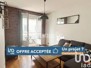 Apartment at Saint-Mandé (94160)