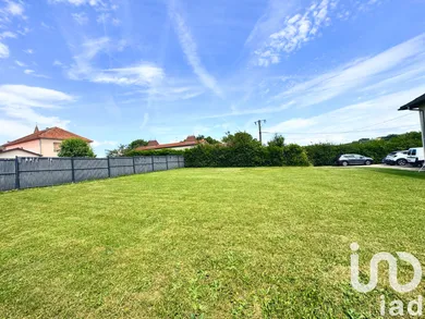 Building plot in Succieu (38300)
