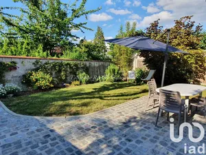 Townhouse at Houilles (78800)