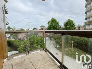 Apartment at Issy-les-Moulineaux (92130)