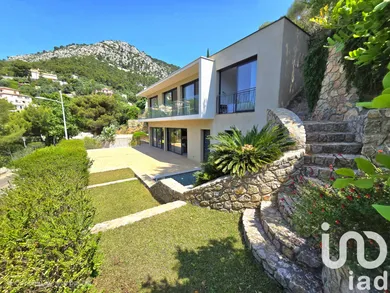 Maison d'architecte à Toulon (83200)