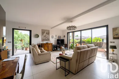 Apartment at Aix-en-Provence (13100)