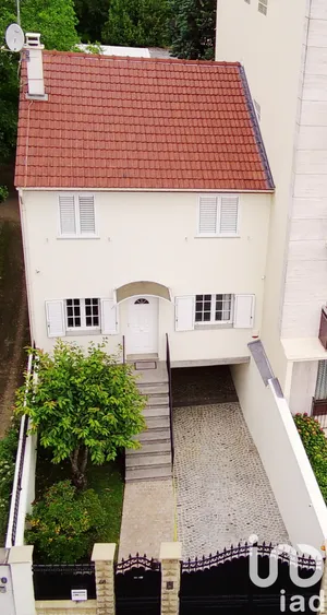 House at Romainville (93230)