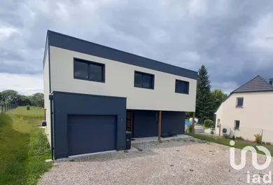 Maison traditionnelle à Naours (80260)