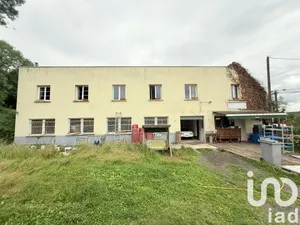 Building at Jaulzy (60350)
