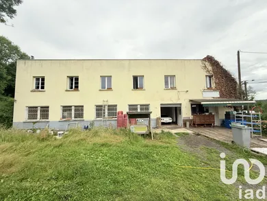 Building at Jaulzy (60350)