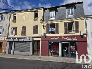 Building at Cusset (03300)