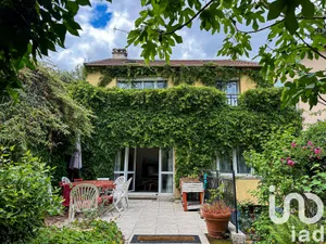 House at Sèvres (92310)