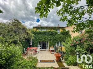House at Sèvres (92310)