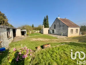 House at Cornant (89500)