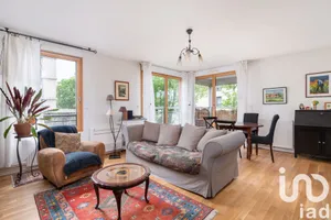 Apartment at Caluire-et-Cuire (69300)