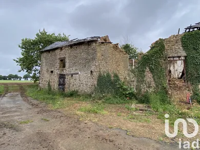 Building at Ernée (53500)