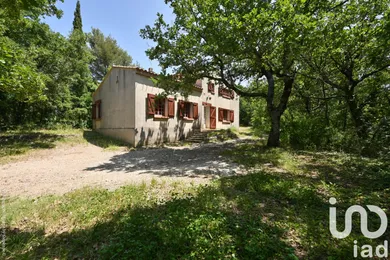 Maison traditionnelle à Plan-d'Aups-Sainte-Baume (83640)