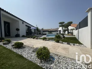 Maison à Cram-Chaban (17170)