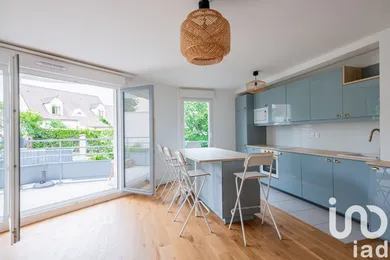 Apartment at Châtenay-Malabry (92290)