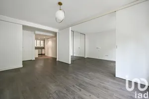 Apartment at Paris (75007)