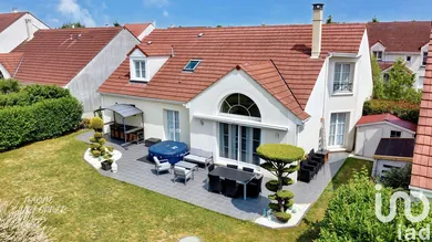 House at Cesson (77240)