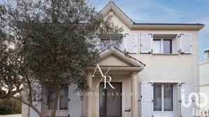 Maison traditionnelle à Montigny-lès-Cormeilles (95370)