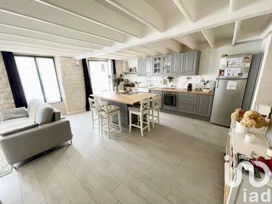Apartment in Rueil-Malmaison (92500)