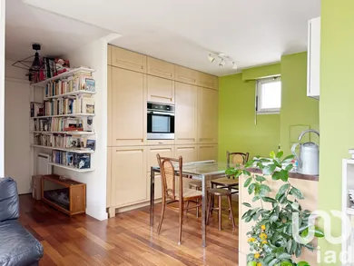 Appartement à Paris (75015) — 11/15