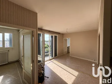 Apartment in Clermont-Ferrand (63100)