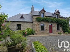 House at Saint-Agathon (22200)