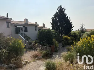 Appartement à MONS (83440)