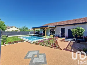 Traditional house at Sillans (38590)