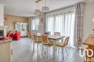 House at Les Mureaux (78130)