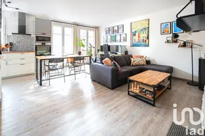 Apartment at Villejuif (94800)