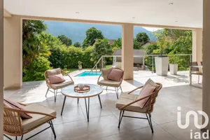 Maison d'architecte à Fontanil-Cornillon (38120)