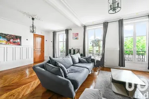 Apartment at Paris (75010)