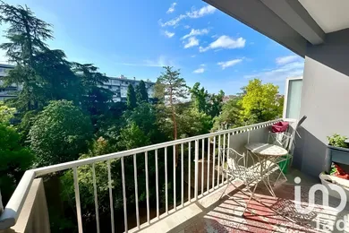 Appartement à Caluire-et-Cuire (69300)