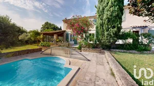 Maison à L'Isle-sur-la-Sorgue (84800)